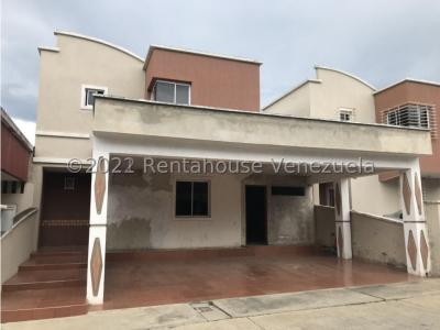 Casa en venta Ciudad Roca Barquisimeto #23-1875 DFC, 184 mt2, 4 habitaciones