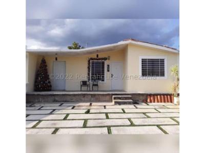 Casa en venta Terrazas de la ensenada Yaritagua #22-17544 DFC, 80 mt2, 2 habitaciones