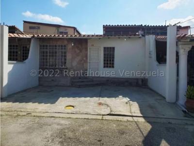 Casa En venta Los Cedros Cabudare 23-3909 **JCG***, 143 mt2, 3 habitaciones