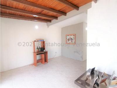 Casa en Venta Urb.Valle Hondo  Cabudare 22-15078 M&N 04245543093, 149 mt2, 3 habitaciones