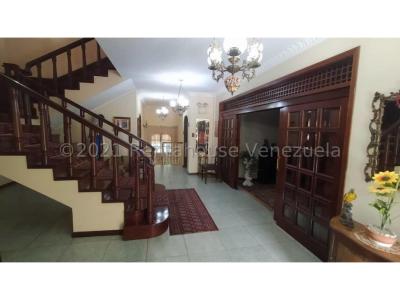 Casa en Venta Santa Elena Barquisimeto  22-11388 M&N 04245543093, 691 mt2, 7 habitaciones