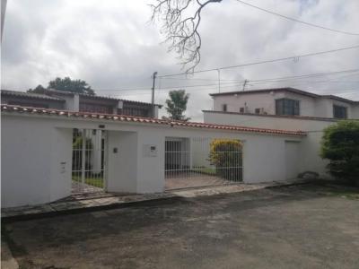 Casa en Venta Santa Elena Barquisimeto RAH 22-14019 M&N 0424-5543093, 354 mt2, 6 habitaciones