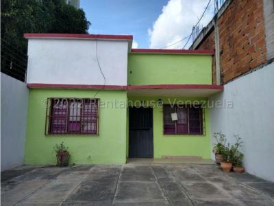 Casa en Venta Centro-Este Barquisimeto 23-1521 *JCG*, 359 mt2, 4 habitaciones