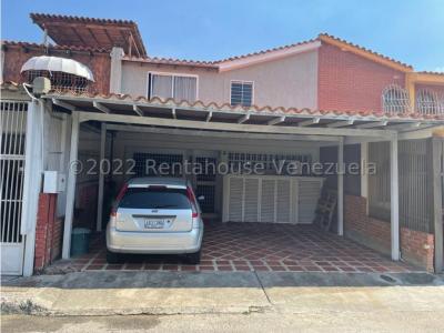 Casa en Venta Urb. La Rosaleda Barquisimeto 22-7965 M&N 04145093007, 160 mt2, 4 habitaciones