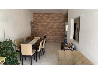 Casa en venta en patarata Barquisimeto flex 23-781 ZB, 220 mt2, 3 habitaciones