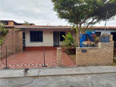 Casa en Venta Urb. Copacoa  Cabudare 22-27085 M&N 0424-5543093, 121 mt2, 3 habitaciones