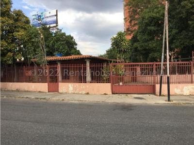 Casa en venta Fundación Mendoza Barquisimeto #22-23256 DFC, 300 mt2, 6 habitaciones