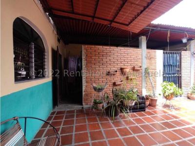 Casa Comercial en venta Este Barquisimeto 22-28541 EA 0414-5266712, 275 mt2, 3 habitaciones