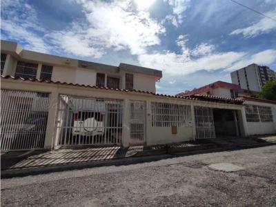 Casa en venta en parque del este village Barquisimeto 22-27421 MFM, 306 mt2, 4 habitaciones