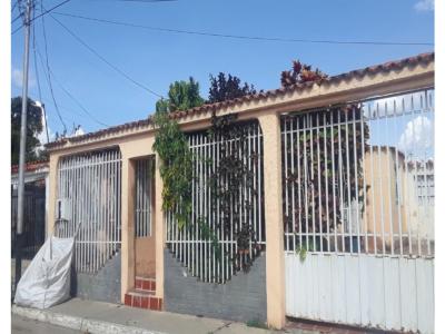 Casa en Venta Valle Hondo Cabudare #21-3075 DFC, 226 mt2, 4 habitaciones