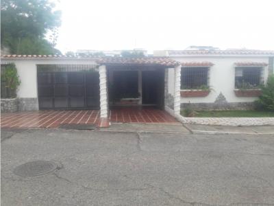 casa en venta al este de Barquisimeto 22-21574 jpg 04143500859, 145 mt2, 3 habitaciones