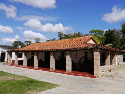 Casa-Granja en Venta   Barquisimeto 22-6128 M&N 04245543093, 468 mt2, 5 habitaciones