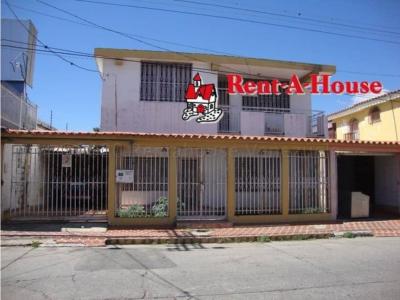 Casa en Venta Zona Centro-Oeste Barquisimeto 21-8813 M&N, 310 mt2, 5 habitaciones