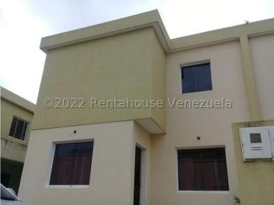Casa en Vendta Trapiches Villa 22-24788 M&N 04245543093, 144 mt2, 4 habitaciones