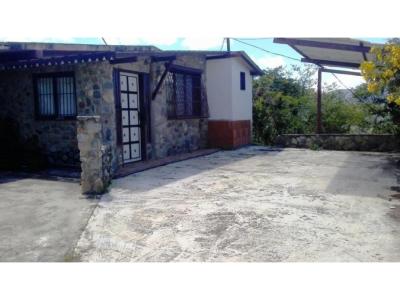Casa en Venta El Manzano Barquisimeto 22-15163 EA 0414-5266712, 295 mt2, 2 habitaciones