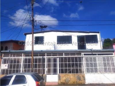 Casa en Venta Zona Oeste Barquisimeto 22-14927 M&N, 177 mt2, 6 habitaciones