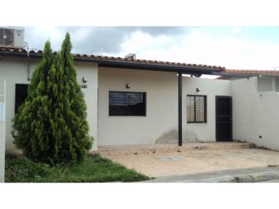 Casa en Venta La Montañita Cabudare 22-8052 M&N, 80 mt2, 3 habitaciones