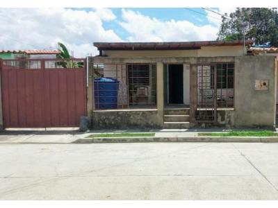 Casa en Venta Zona norte Barquisimeto 22-21243 EA 0414-5266712, 140 mt2, 3 habitaciones