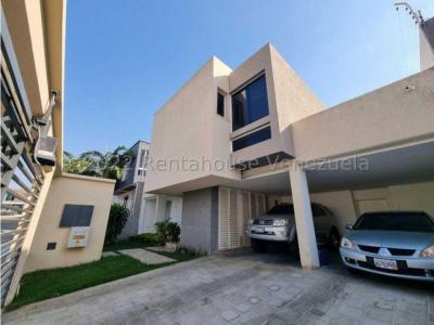 Casa en venta Urb. Barisi Barqto RAH. 22-23837 N&M 04245543093, 420 mt2, 5 habitaciones
