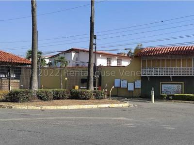 Casa en venta Via el Ujano Barquisimeto Mls#22-17413 fcb , 215 mt2, 4 habitaciones