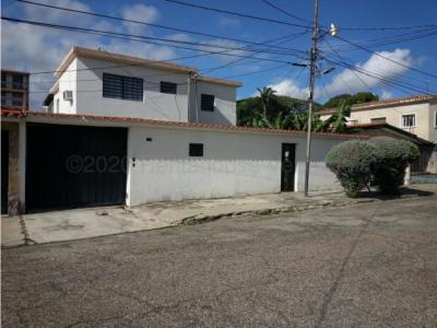 Casa en Venta zona Este Barquisimeto 22-3309 *JCG*, 400 mt2, 5 habitaciones