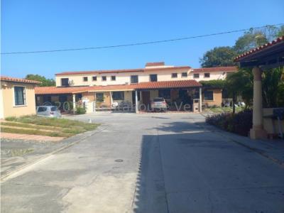 Casa en venta en La Chucho Briceño Cabudare Mls#22-9782 FCB , 136 mt2, 4 habitaciones