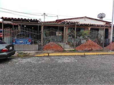 Casa en venta en Valle Hondo Cabudare Mls#22-16370 fcb , 227 mt2, 4 habitaciones
