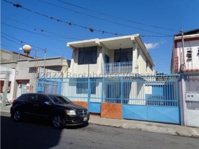 Casa en venta Zona Centro Barquisimeto 22-17473   jrh, 310 mt2, 7 habitaciones
