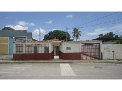 Casa en venta en La Piedad Norte Cabudare Mls#22-16346 FCB, 838 mt2, 4 habitaciones