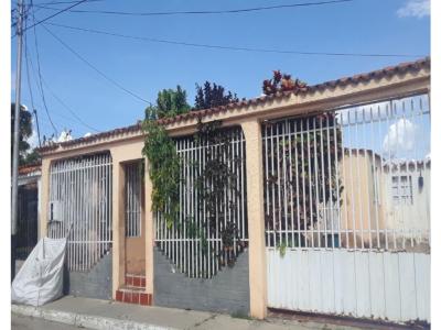 Casa en venta en Valle Hondo Cabudare Mls#21-3075 fcb , 226 mt2, 4 habitaciones