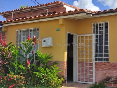 Casa en venta en La Piedad Norte Cabudare Mls#22-14141 FCB, 123 mt2, 2 habitaciones