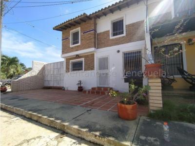 Casa en venta en La Montañita Cabudare Mls#22-12052 FCB , 145 mt2, 4 habitaciones