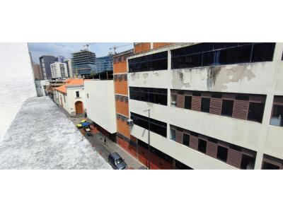 VENTA  edificio comercial/Industrial en Chacao  Ref. 790.000$, 500 mt2