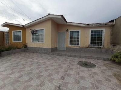 Casa en venta Hacienda Yucatan Tamaca #21-5987 MV, 117 mt2, 2 habitaciones