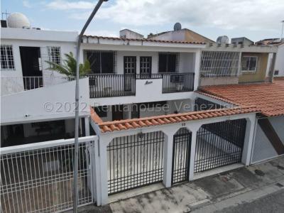 Casa en venta La Rosaleda Barquisimeto #23-3563 MV, 143 mt2, 5 habitaciones