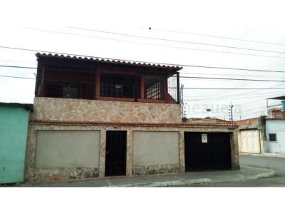 Maritza Lucena vende Casa en Barquisimeto 04245105659 MLS 23-7246, 352 mt2, 5 habitaciones