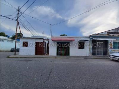 Maritza Lucena vende Casa en Barquisimeto 04245105659 MLS 23-12259, 167 mt2, 4 habitaciones