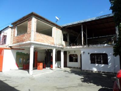 Se VENDE Casa en Barquisimeto RAH: 22-1077, 322 mt2, 3 habitaciones