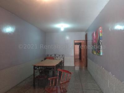 Se VENDE Casa en Barquisimeto RAH: 22-1614, 338 mt2, 10 habitaciones