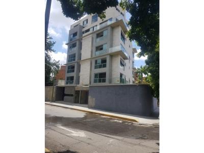 Se vende apartamento 253m2 3h+s/3b/3p La Castellana 1698, 263 mt2, 3 habitaciones