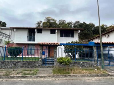 Casa En Venta - Macaracuay 410 Mts2 C. 650 Mts2 T. Caracas, 410 mt2, 7 habitaciones