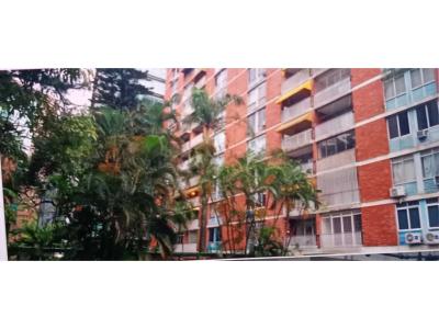 Venta apartame to en Campo Alegre, 135 mt2, 3 habitaciones