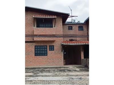 TownHouses En Venta - Villas De La Lagunita 271 Mts2 Caracas , 271 mt2, 4 habitaciones
