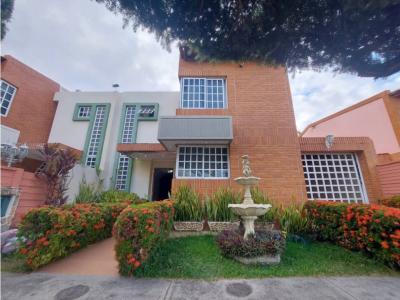 Townhouse en Venta en Araguama Country, Maracay, 300 mt2, 3 habitaciones