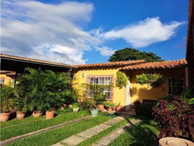 Casa en Valle de Oro, San Deigo, Carabobo - 270 m2 - FOC-1531, 270 mt2, 2 habitaciones
