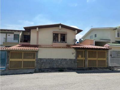 Se Vende Casa en Alto Prado 4H/4B/4P (JC), 345 mt2, 4 habitaciones
