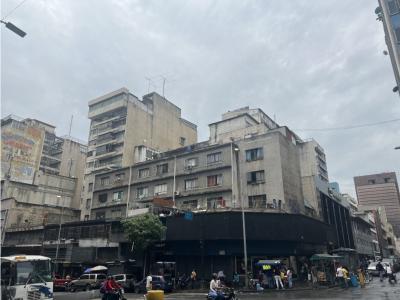 Alquiler / Local Comercial / Avenida Urdaneta / Centro de Caracas, 553 mt2, 5 habitaciones