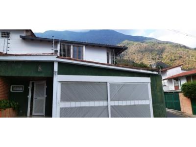 Casa En Venta - Los Palos Grandes 377 Mts2 C. 274 Mts2 T. Caracas, 377 mt2, 5 habitaciones