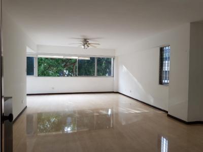 Apartamento en Venta Altamira Av.Luis Roche 216m2 Jg/ws, 216 mt2, 3 habitaciones