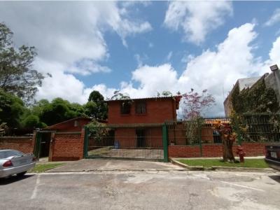 Se vende casa para remodelar en Los Guayabitos de 322 mts  (MR), 322 mt2, 3 habitaciones